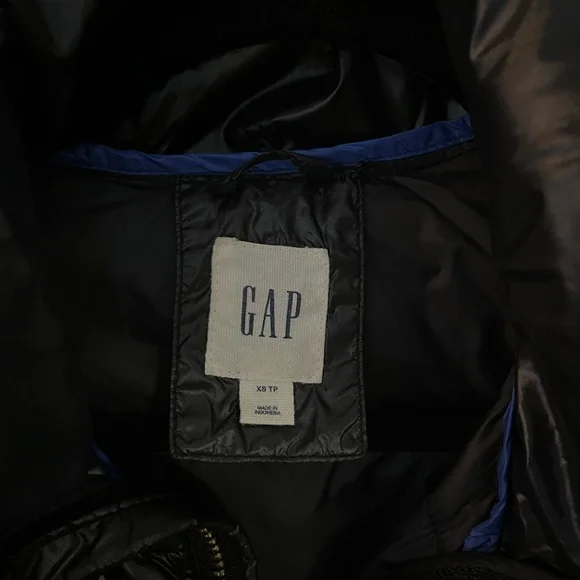 GAP puffer jacket - Picture 3 of 7